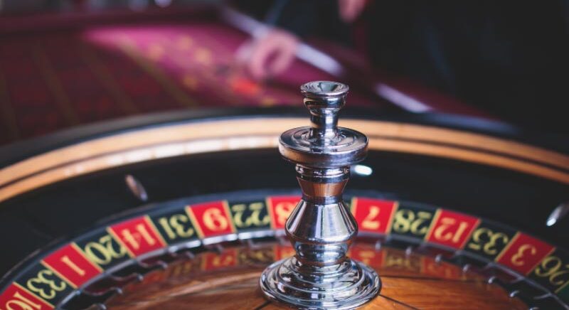 Play Casino Roulette Game Online and In Land-Based-Casinos